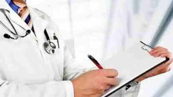 13 CMO and senior doctors transferred in Uttar Pradesh, see full list 13 CMO and senior doctors transferred in Uttar Pradesh, see full list