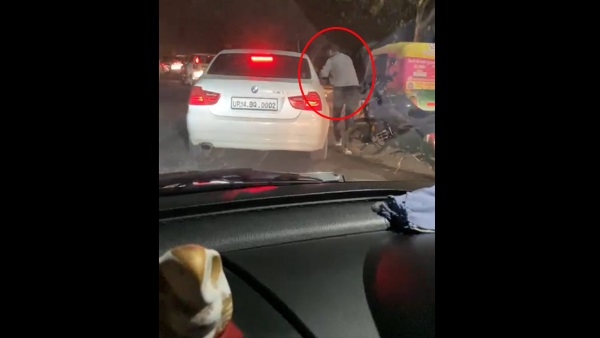 Driver of BMW fired at a biker in Ghaziabad video goes viral Driver of BMW fired at a biker in Ghaziabad video goes viral