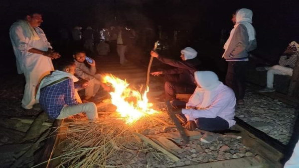 गुर्जर समाज के लोग चार दिन से आंदोलन कर रहे