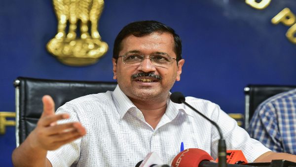 दिल्ली सीएम केजरीवाल ने पंजाब सीएम के विधेयकों को फर्जी बताया है
