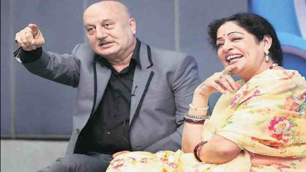 अनुपम खेर और किरण खेर साथ ड्रामा करते थे, दोनों ने 1985 में शादी की