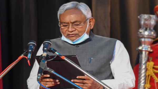2020 में 125 सीट जीतकर एनडीए फिर सरकार बनाने में कामयाब रही