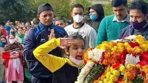 shahadat Rakesh Dovals daughter gave emotional message shahadat Rakesh Dovals daughter gave emotional message
