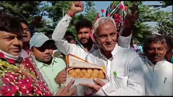Tejashwi Yadav Birthday: Tej Pratap yadav congratulates Birthday wishes to younger brother in special way HBDTejashwi Tejashwi Yadav Birthday: Tej Pratap yadav congratulates Birthday wishes to younger brother in special way HBDTejashwi