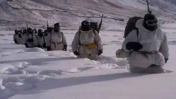 हिमस्खलन में फंसे दो जवानों की पद्मा ने ऐसे बचाई जान