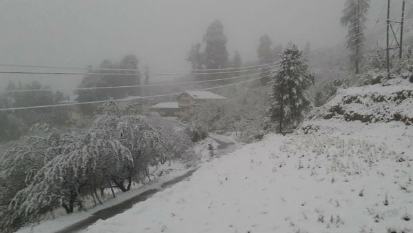 Cold Alert: दिल्ली-NCR में 3 से 4 डिग्री गिर सकता है पारा Cold Alert: दिल्ली-NCR में 3 से 4 डिग्री गिर सकता है पारा