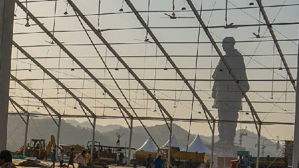12KM इलाके में बनाए गए तालाब से घिरी
