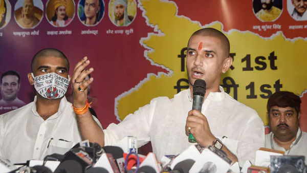 आखिर CM नीतीश के आगे भाजपा नेता नतमस्तक क्यों हैं आखिर CM नीतीश के आगे भाजपा नेता नतमस्तक क्यों हैं