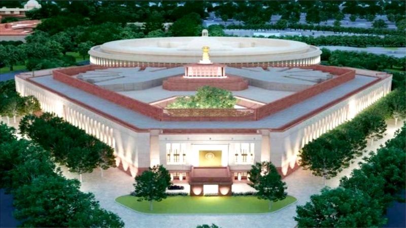 नई संसद का शिलान्यास, पर योजना को लेकर सवाल क्यों? नई संसद का शिलान्यास, पर योजना को लेकर सवाल क्यों?