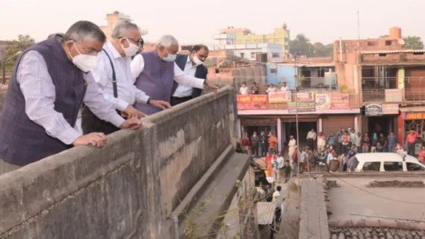 नीतीश को निखारने वाला स्कूल