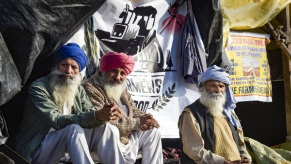 नए कृषि कानूनों पर किसान क्यों हैं आंदोलित, आसान भाषा में समझिए नए कृषि कानूनों पर किसान क्यों हैं आंदोलित, आसान भाषा में समझिए
