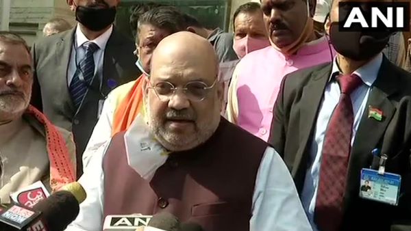 'हम विवेकानंद के मार्ग पर चलें'