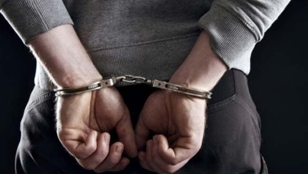 two accused handcuffed by police in sitapur illegal conversion matter two accused handcuffed by police in sitapur illegal conversion matter