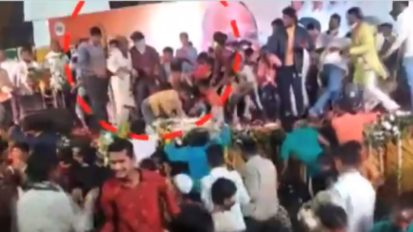 सोशल मीडिया पर वीडियो वायरल