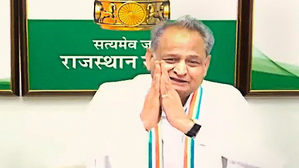 4371 पंचायत समिति वार्डो में से बीजेपी 1989 वार्ड जीतने में सफल रही