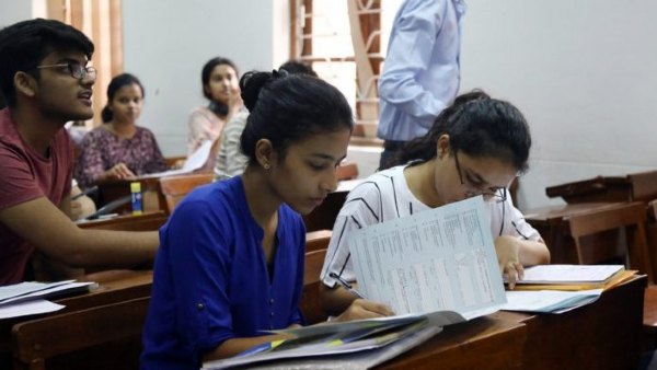 बोर्ड परीक्षा को लेकर मांगी है ये परमीशन