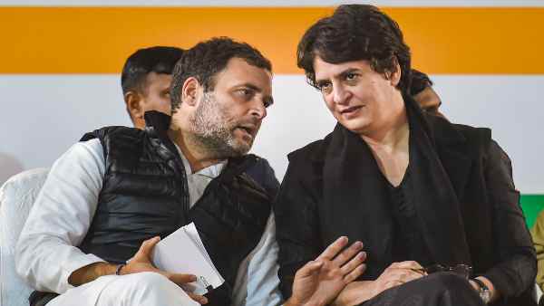 कांग्रेस को लेफ्ट नेताओं के हाथों में देने का आरोप