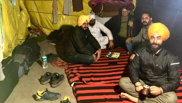 2 हफ्तों से सिंघु बॉर्डर पर धरना दे रहे हैं हरप्रीत