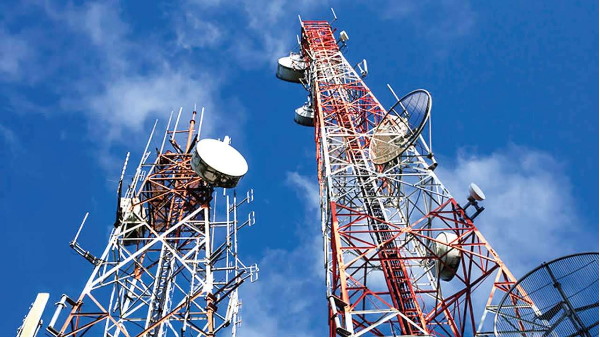 Farmers Protest Jio mobile towers stalled in Punjab company demands intervention from CM Amarinder Farmers Protest Jio mobile towers stalled in Punjab company demands intervention from CM Amarinder