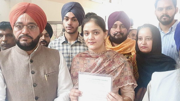 support to farmers, Haryana JJPs district council member resigns support to farmers, Haryana JJPs district council member resigns