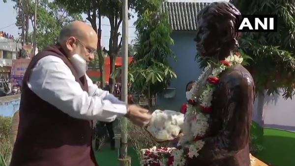 खुदीराम बोस के परिवार से मिले अमित शाह