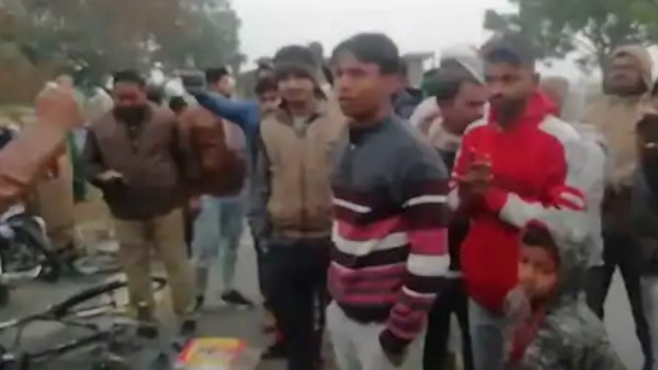 Mahoba Road accident two student lost life three injured Mahoba Road accident two student lost life three injured