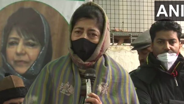 PDP agenda is that Jammu Kashmir has to become a bridge of peace between India Pakistan Mehbooba Mufti PDP agenda is that Jammu Kashmir has to become a bridge of peace between India Pakistan Mehbooba Mufti