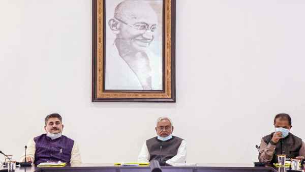 20 से ज्यादा मंत्रियों का पद खाली