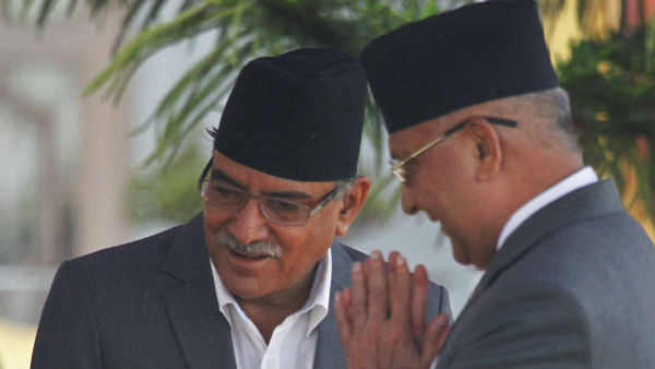 दो पार्टियों का विलय कर बनी थी नेपाली सत्ताधारी पार्टी