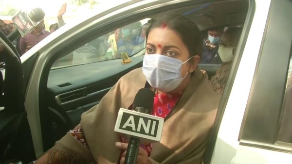 Smriti Irani on Priyanka Gandhi Gai Bachao Kisan Bachao yatra Smriti Irani on Priyanka Gandhi Gai Bachao Kisan Bachao yatra
