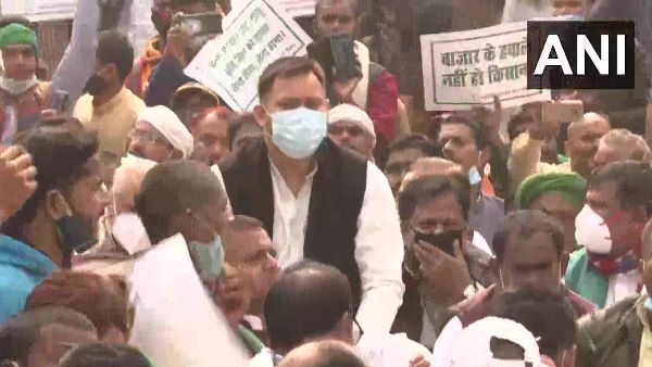 Case registered against Tejashwi Yadav & 18 others for holding a protest without permission against Farm Laws Case registered against Tejashwi Yadav & 18 others for holding a protest without permission against Farm Laws