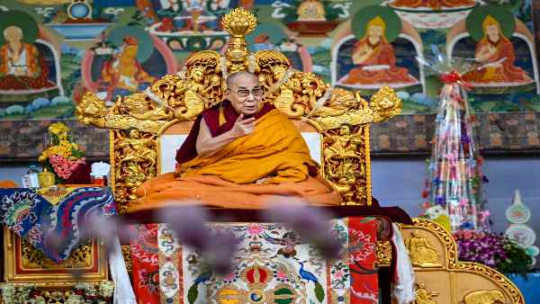 दलाई लामा के अवतार पर चीन की चालबाजी दरकिनार