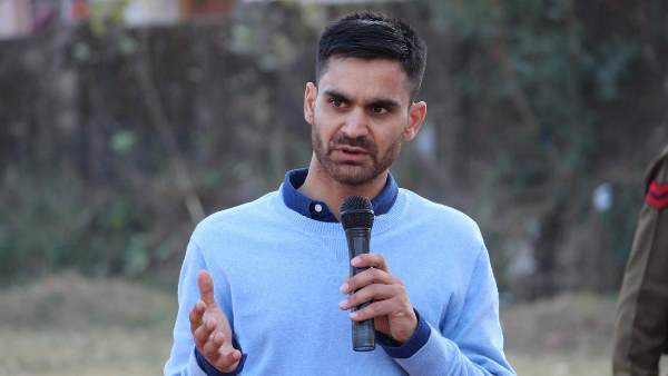 Waheed Para, Gupkar Alliance Candidate, Jammu and Kashmir Local Body Polls, jammu kashmir, elections, pdp, pdp leader, जम्मू कश्मीर, जम्मू कश्मीर चुनाव, पीडीपी, पीडीपी नेता, वाहिद पारा Waheed Para, Gupkar Alliance Candidate, Jammu and Kashmir Local Body Polls, jammu kashmir, elections, pdp, pdp leader, जम्मू कश्मीर, जम्मू कश्मीर चुनाव, पीडीपी, पीडीपी नेता, वाहिद पारा