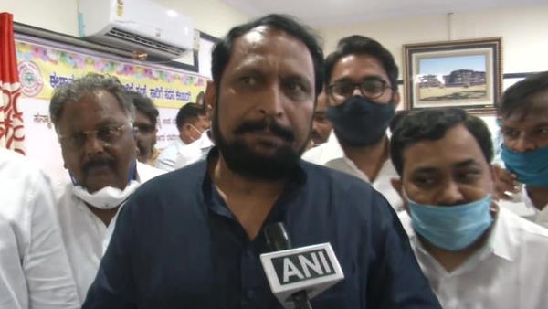 Laxman Savadi Laxman Savadi
