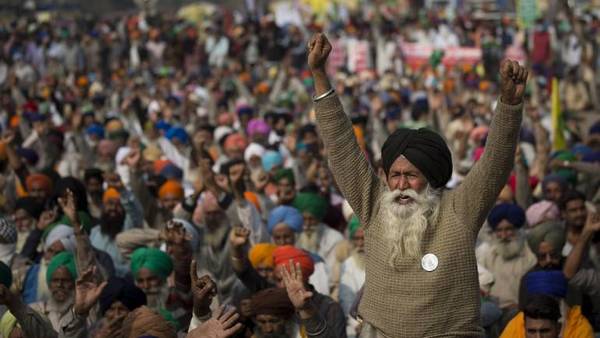 Farmers Protest: किसानों को आज लिखित प्रस्ताव देगी सरकार Farmers Protest: किसानों को आज लिखित प्रस्ताव देगी सरकार