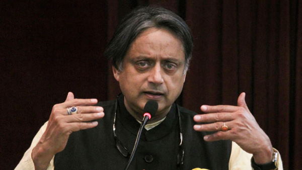 शशि थरूर ने की कमल हासन की तारीफ