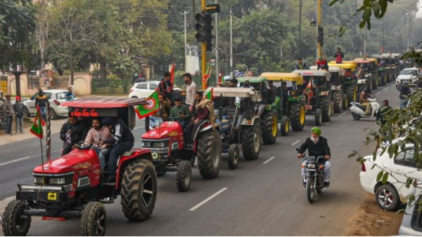 Delhi Police says Protesting farmers have not given us anything in writing regarding the route Delhi Police says Protesting farmers have not given us anything in writing regarding the route