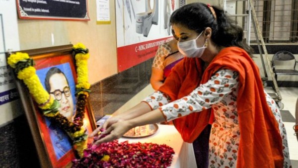 चुनावी फंड की ‘माया’