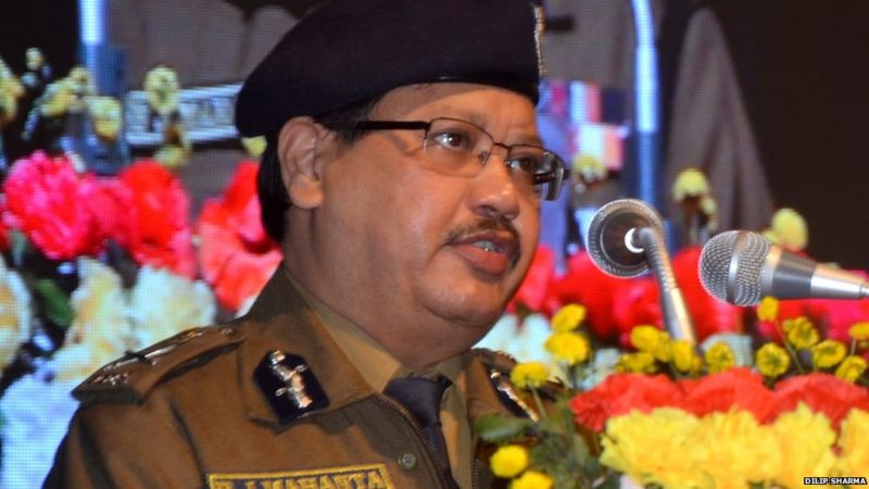 असम: चुनाव से पहले घुसपैठियों की मदद करने वालों के लिए बने पुलिस पैनल पर सवाल असम: चुनाव से पहले घुसपैठियों की मदद करने वालों के लिए बने पुलिस पैनल पर सवाल