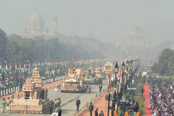 राजपथ पर दिखा आत्मनिर्भर भारत ,देखें परेड की खूबसूरत Pics राजपथ पर दिखा आत्मनिर्भर भारत ,देखें परेड की खूबसूरत Pics