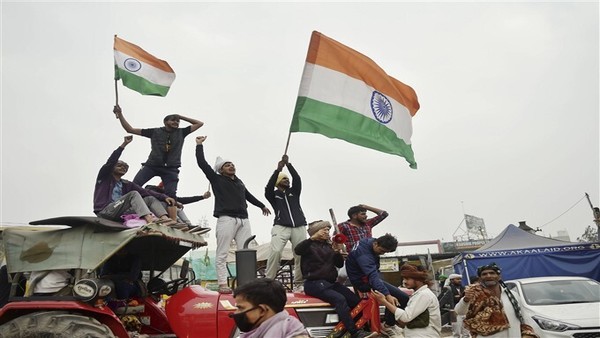 राष्ट्रीय पर्व 26 जनवरी पर किसानों की ट्रैक्टर परेड, पर कुछ चिंताएं भी राष्ट्रीय पर्व 26 जनवरी पर किसानों की ट्रैक्टर परेड, पर कुछ चिंताएं भी