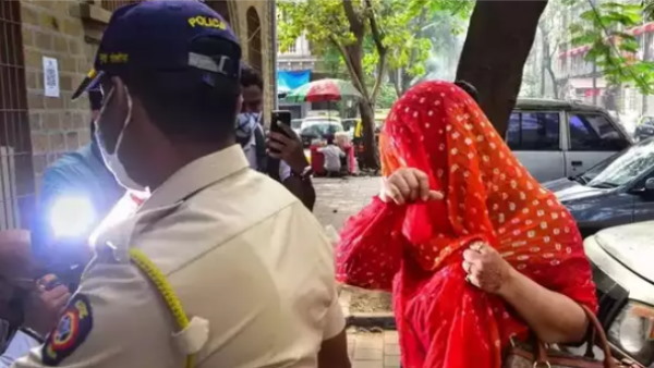 NCB ने रंगे हाथ पकड़ा