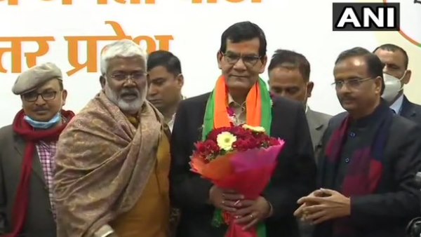Former IAS officer AK Sharma joins BJP in Lucknow Former IAS officer AK Sharma joins BJP in Lucknow