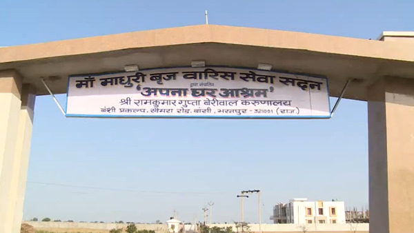 शारदा देवी के माता-पिता का निधन