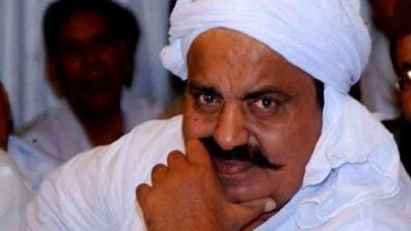 अंसारी के बाद दूसरी बड़ी गाज माफिया डॉन अतीक अहमद पर गिरी है