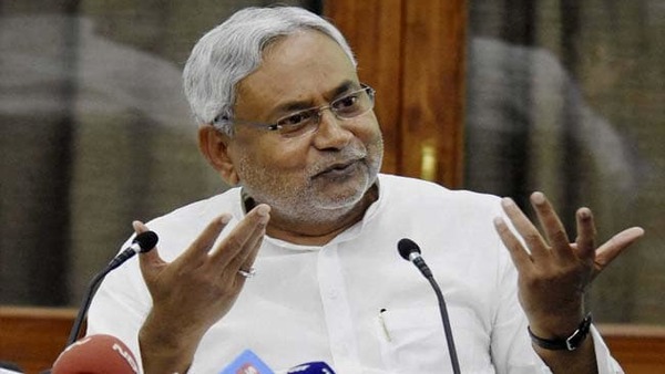 बिहार में क्यों खेला जा रहा है तोड़-फोड़ की राजनीति का माइंड गेम बिहार में क्यों खेला जा रहा है तोड़-फोड़ की राजनीति का माइंड गेम