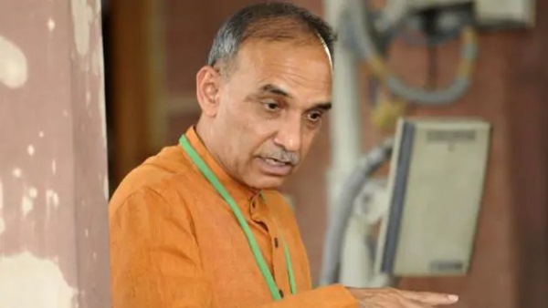 bjp mp satyapal singh statement over unemployment in baghpat bjp mp satyapal singh statement over unemployment in baghpat