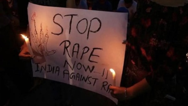 'मां को दरवाजे पर फेंका, जब पास पहुंचे तो देखा कि मर चुकी थी मां'