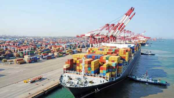 India’s exports slipped back into the contractionary zone in February, declining by 0.25 percent India’s exports slipped back into the contractionary zone in February, declining by 0.25 percent