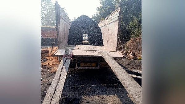 Odisha STF exposes cargo theft gang seized goods worth Rs 13 lakh Odisha STF exposes cargo theft gang seized goods worth Rs 13 lakh